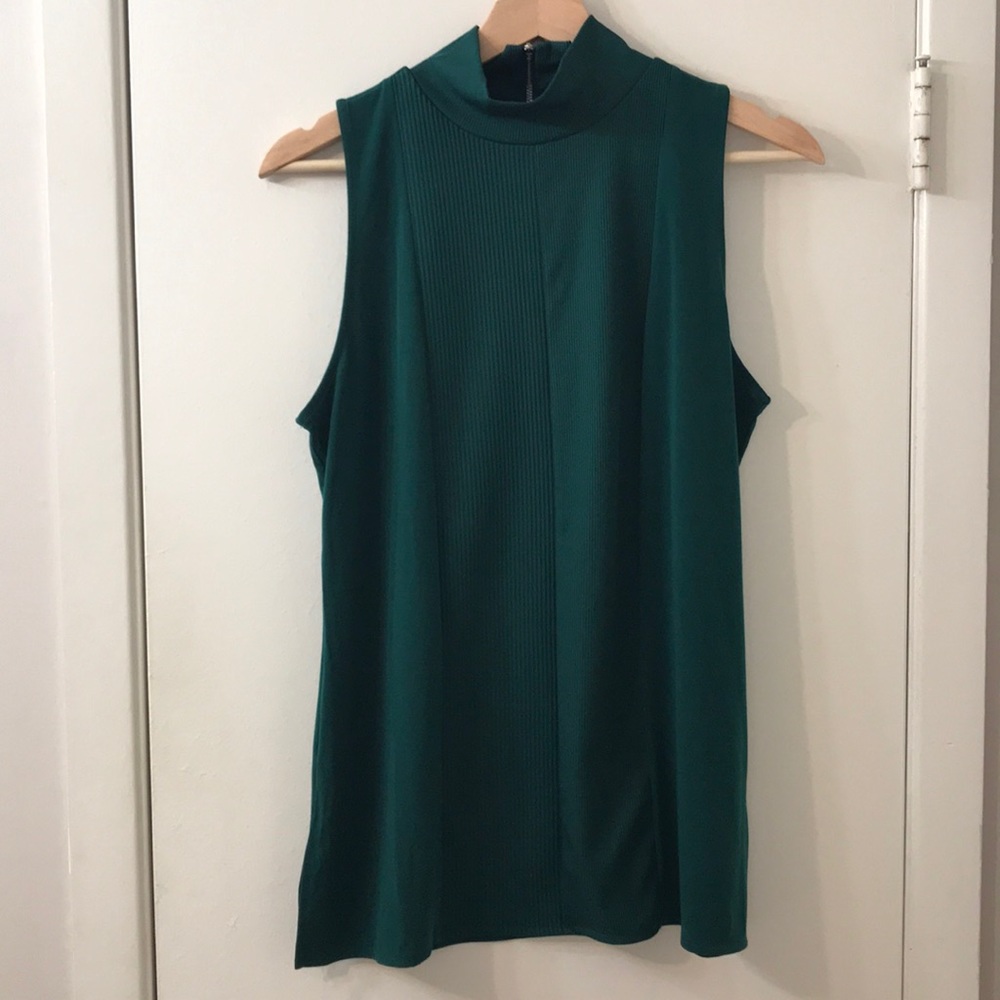 Beautiful Worthington Blouse